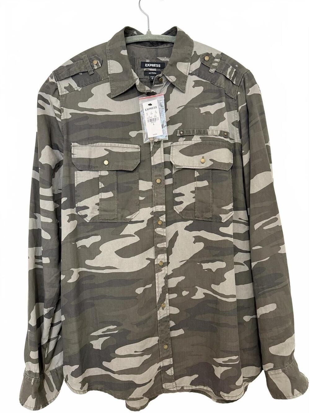 NWT Express Boyfriend Camo Utility Shirt Jacket Women’s Small Military Overshirt